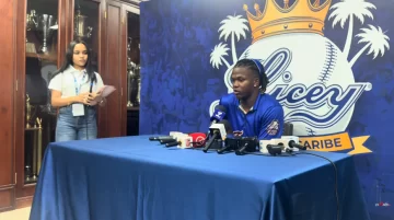 Jesús Madé debuta con jonrón y destaca apoyo familiar Jesús Madé debuta con jonrón y destaca apoyo familiar