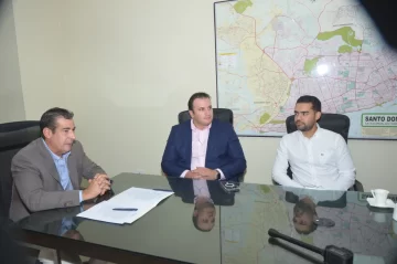 Gigantes renuevan acuerdo con Telemedios canal 8 Gigantes renuevan acuerdo con Telemedios canal 8